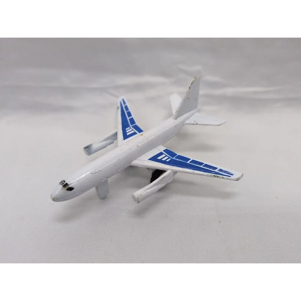 White And Blue Diecast Plane Toy 3